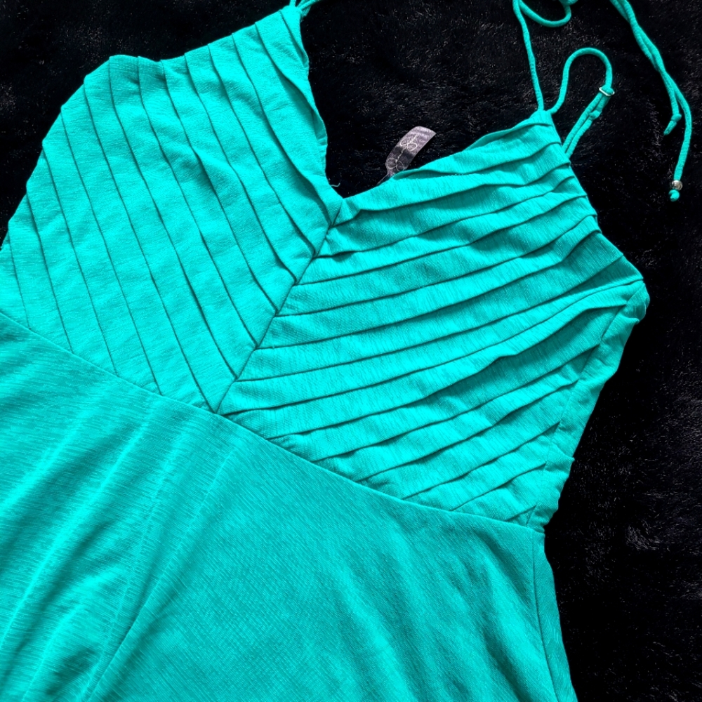 Jessica Simpson top. Size L